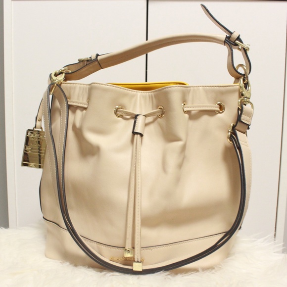 Samantha Thavasa Bucket Bag Store Www Spora Ws